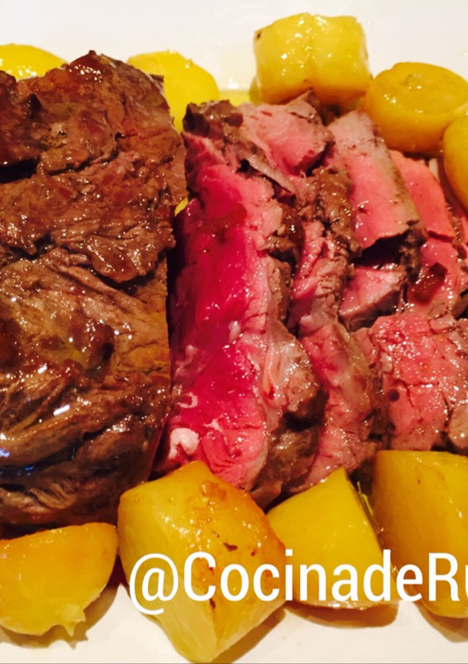 Una foto de Solomillo de ternera al horno con patatas