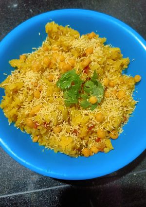 A picture of Indori Poha.
