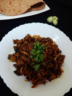 A picture of Bitter gourd/karela stir-fry.