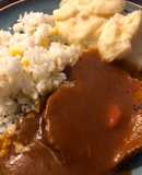 Puré de papas con asado de carne y arroz