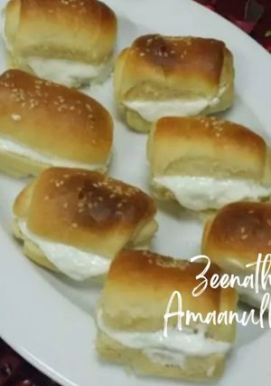 A picture of Mumbai Bun Maska.