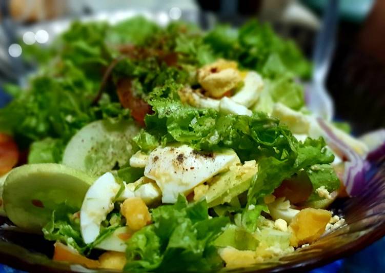 Recipe of Homemade Pinoy Chili Tuna Salad