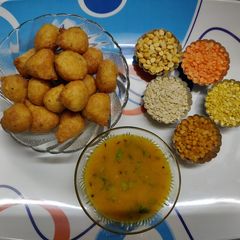 A picture of Mix Dal Vada.