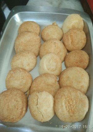 A picture of Coconut cookies.