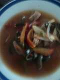 Caldillo a la Mexicana de cerveza con cerdo las Correa del Ocote