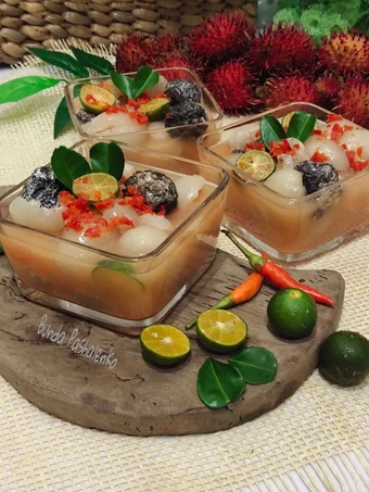 Easy Steps to Make Recipes Asinan Rambutan Kiamboy the So Delicious Make You Drink.