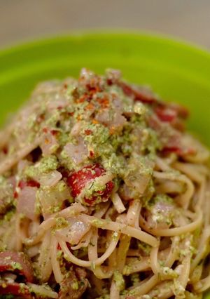 Foto resep Fettuccine Alfredo dengan Bayam Ungu