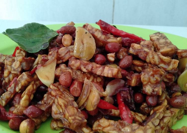 44. Kering Tempe Kacang