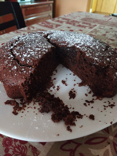 Una foto de Brownie de chocolate puro y coco