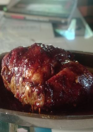 Una foto de Bondiola rellena laqueada