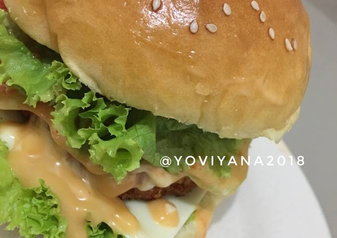 Chicken burger 🍔🍟 foto resep utama