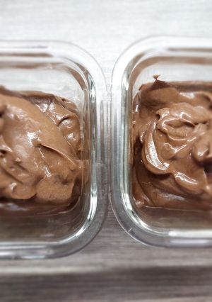 Avokádós csoki mousse recept fotója