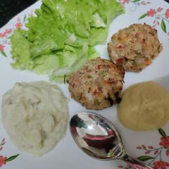 A picture of Keto mashed cauliflower.