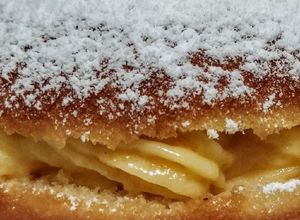 Una foto de DONAS🍩Caseras rellenas de Crema Pastelera &Baileys...!😋