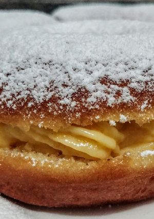 Una foto de DONAS🍩Caseras rellenas de Crema Pastelera &Baileys...!😋