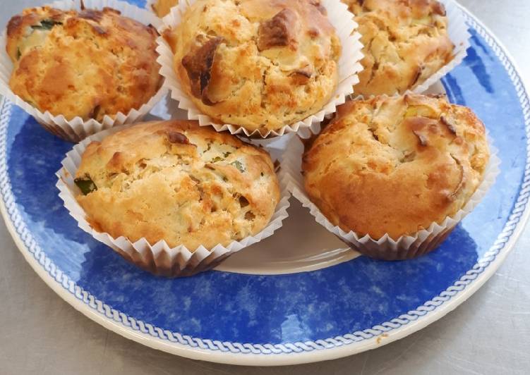Leek and Cheese Muffins