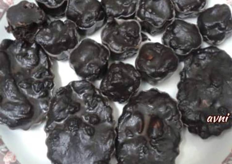 Steps to Make Super Quick Homemade Black Currant and Rasna Homemade Chocolate