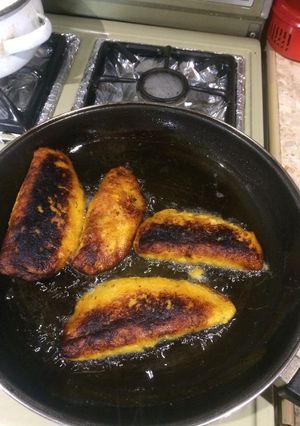 Una foto de Empanadas de plátano maduro