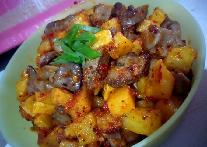 Bagaimana Membuat Kentang balado ati ampela Anti Gagal