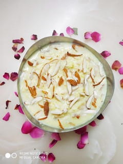 बासुंदी (basundi recipe in Hindi) रेसिपी मुख्य फोटो