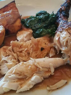 Una foto de Pollo al horno "Empire" al estilo de Jamie Oliver