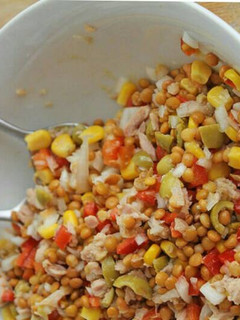 Una foto de Ensalada de lentejas veraniega