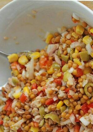 Una foto de Ensalada de lentejas veraniega