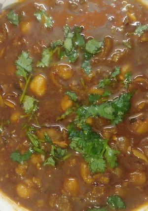 A picture of Punjabi chule.