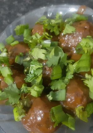 વેજ મંચુરિયન(Veg Manchurian Recipe in Gujarati) રેસીપી મુખ્ય ફોટો