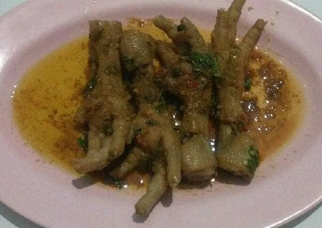Ceker pedas gurih