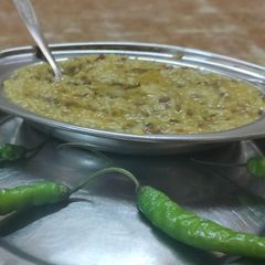 A picture of Spicy Namkeen khichdi.
