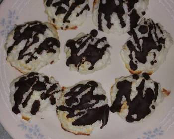 Unique Recipe Chocolatedrizzled Coconut Macaroon Bites Delicious Steady