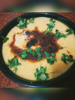 आलू प्याज़ कढ़ी(aloo pyaz kadhi recipe in hindi) रेसिपी मुख्य फोटो