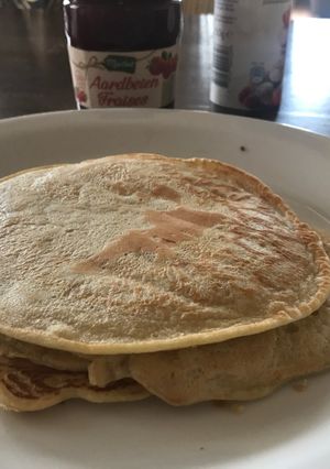 A picture of Banana flavoured pancakes.
