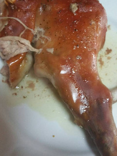Una foto de Cochinillo al agua sal al horno