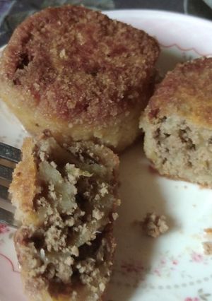 Zdjęcie przepisu Ciasto pierogowe zawijane z mięsem wołowym.