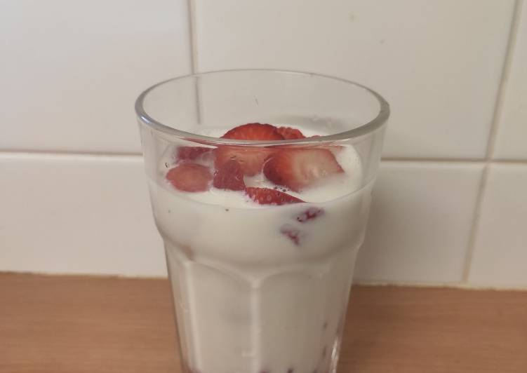 Simple Way to Prepare Perfect Strawberry latte