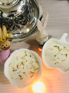 A picture of Khoya badami sheer khurma.