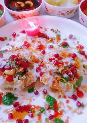 A picture of Raj Kachori.