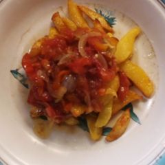 A picture of #3006 Potato chips with tomato sauce.