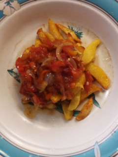 A picture of #3006 Potato chips with tomato sauce.
