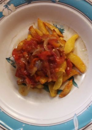 A picture of #3006 Potato chips with tomato sauce.