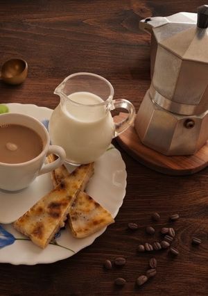 صورة لوصفة قهوة حليب في براد
