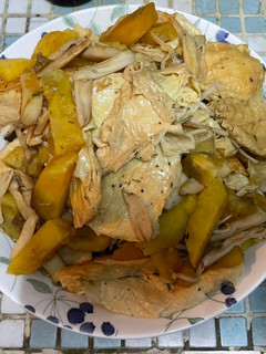 地瓜炒豆包加菇菇(純素) 的食譜成品照片