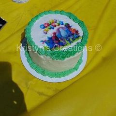 A picture of Whipped icing.