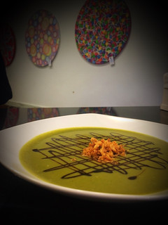 Una foto de Crema Verde con Cebolla Frita