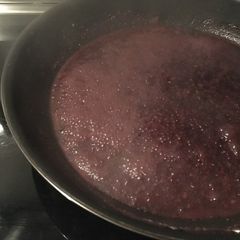 A picture of Red Wine Sauce.