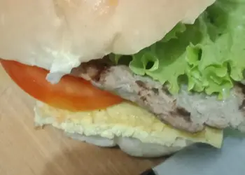 Resep Terbaik Burger home made Enak Sederhana