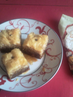 A picture of Traditional Christmas Baklava.