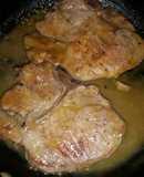 Chuletas de cerdo/cochino en salsa de Mango